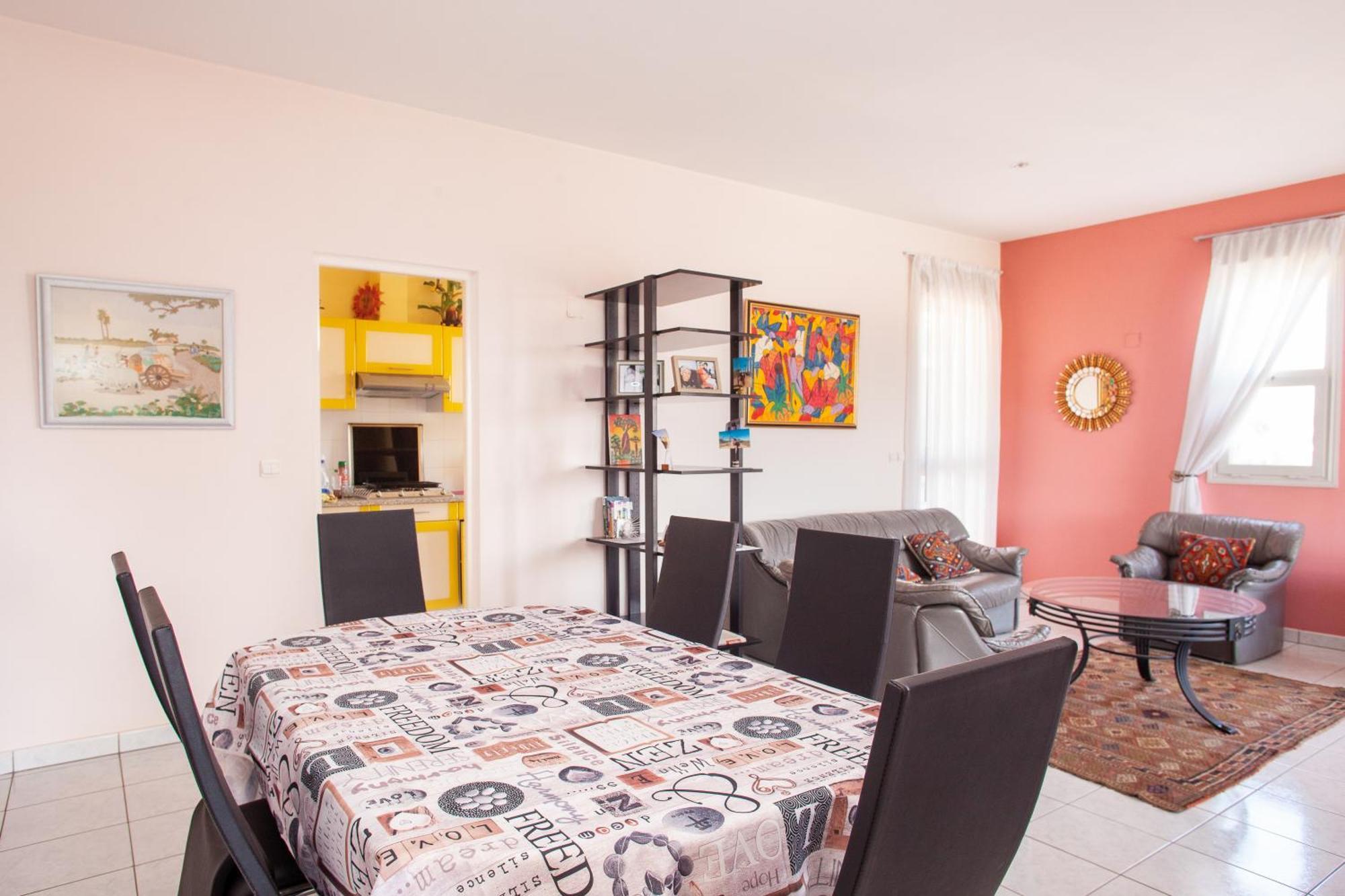 Appartements En Residence Antananarivo Bilik gambar